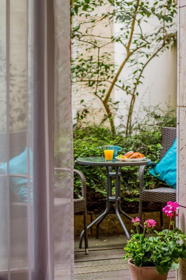 Blue Magic Apartment บูดาเปสต์ ภายนอก รูปภาพ