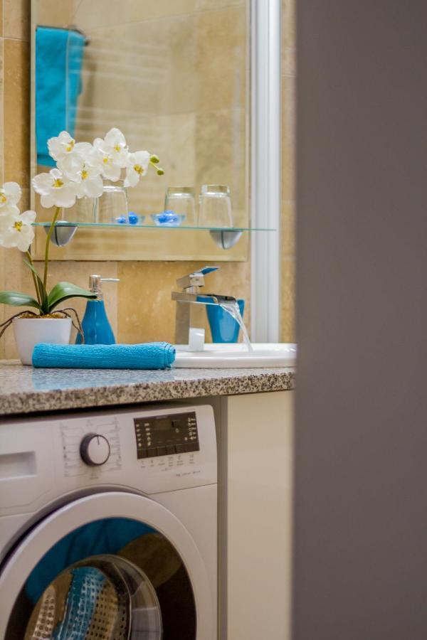 Blue Magic Apartment บูดาเปสต์ ภายนอก รูปภาพ